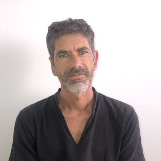 Nicolas DESCAVES